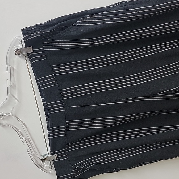 Torrid Size 18 Elastic Waist Black Pinstripe Linen Culotte Pant - Picture 5 of 16